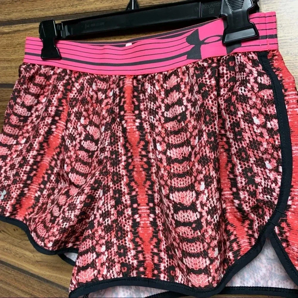 Under Armour pink running shorts size S heat gear